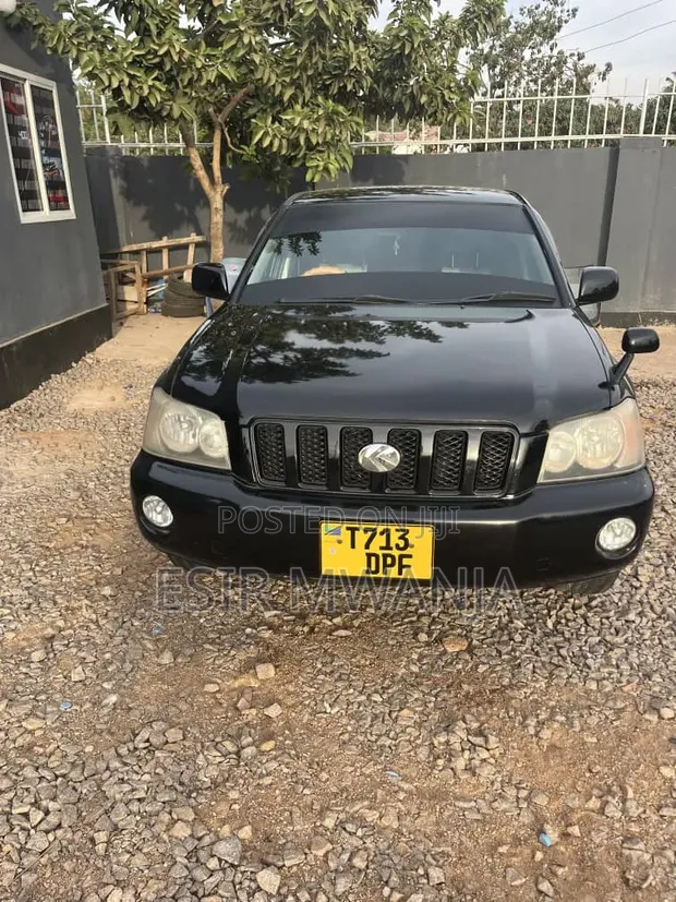 Toyota Kluger 2005 Nyeusi - 1