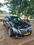 Mercedes-Benz E350 2011 Nyeusi - 4