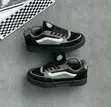 Vans Skate Style Sneakers - Nyeusi na Nyeupe - 3