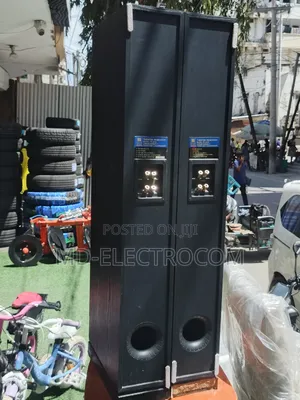 Theater Research TR-2830 Tower Speakers (400W)