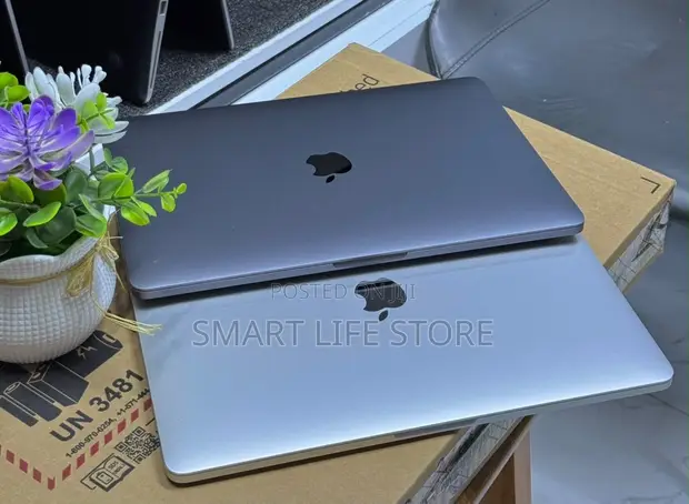Apple MacBook Pro 2017 16GB RAM, 256GB SSD - 1