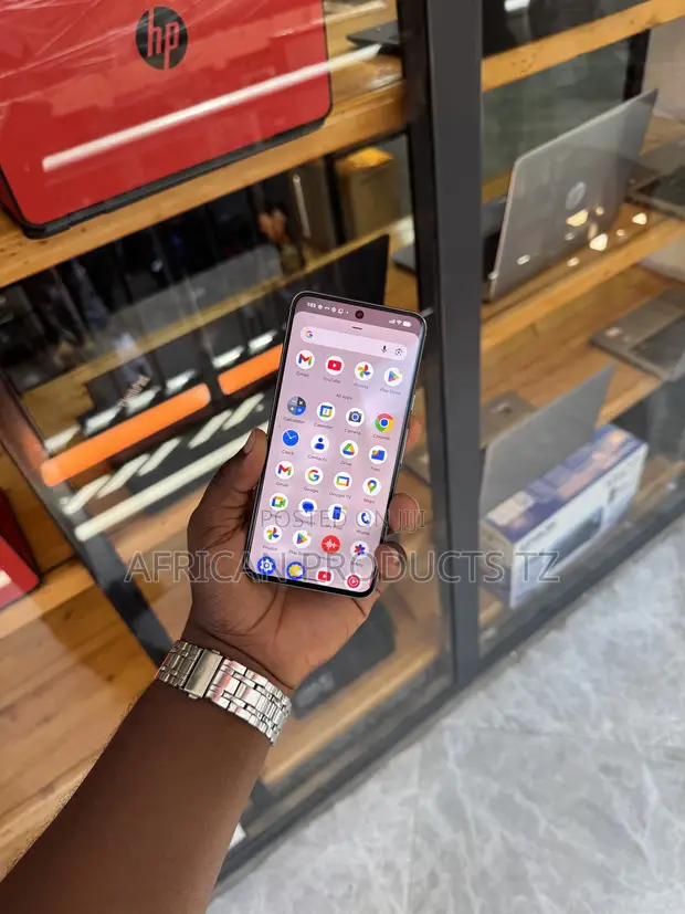 New Google Pixel 8 128GB Gray - 1