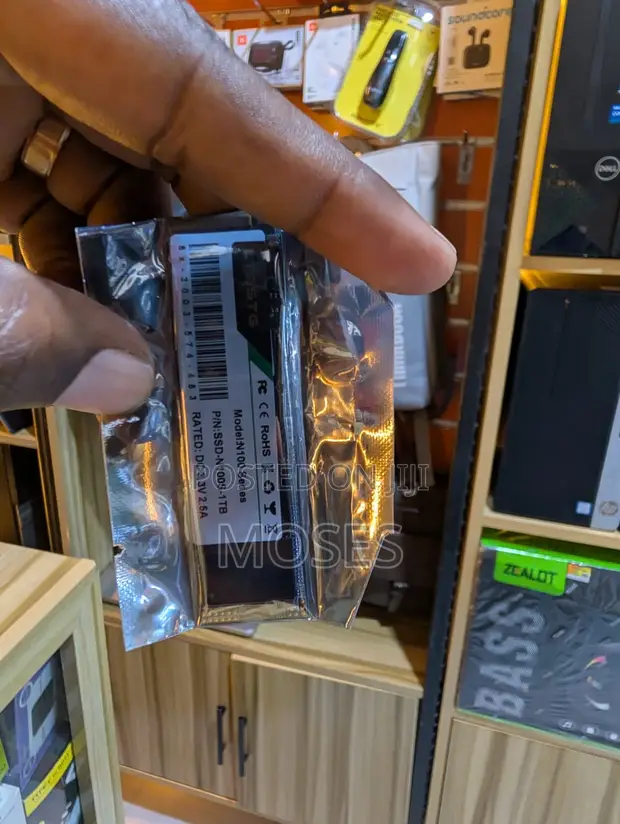 SanDisk N100S 1TB M.2 NVMe SSD - 1