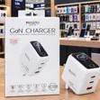 Yesido YC158 140W GaN Charger (2xUSB-C, 1xUSB-A) - 1