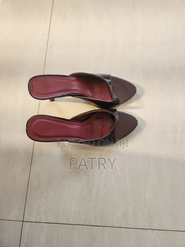 Maroon Kitten Heels Size 41 - 1