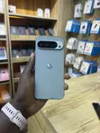 Google Pixel 9 Pro XL 128GB Gray - 1