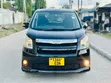 Toyota Noah 2.0 143hp AWD (Viti 8) 2010 Nyeusi - 1