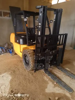 Used Forklift 5 Tons