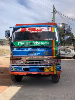 Mitsubishi Fuso Fighter Lori Ndogo