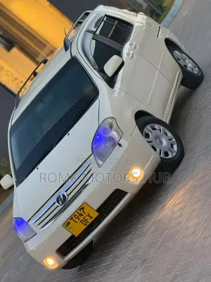 Toyota Raum 2007 Nyeupe