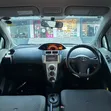 Toyota Vitz 2010 Nyeusi - 2