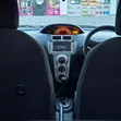 Toyota Vitz 2010 Nyeusi - 3