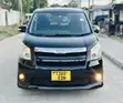Toyota Noah 2007 2.0 143hp FWD (7 Seater) Nyeusi - 1