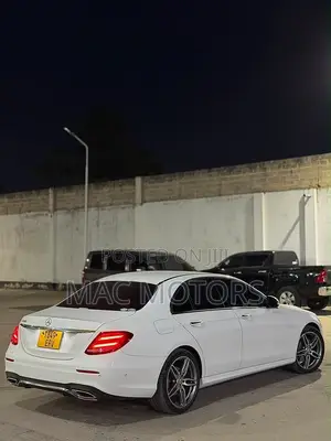 Mercedes-Benz E250 2017 White