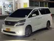 Toyota Vellfire 2009 White - 4