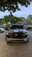 Toyota Land Cruiser GXR 2023 Diesel - 2