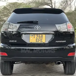 Toyota Harrier 2.4 2006 Black