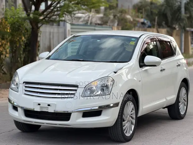 Nissan Dualis 2012 White - 1