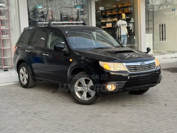 Subaru Forester 2.0D X 2009 Black - 1