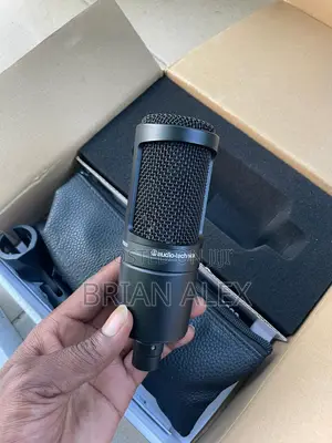 Audio-Technica AT2020 Condenser Microphone (Box Imevunjwa)