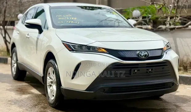 2022 Toyota Harrier White - 1