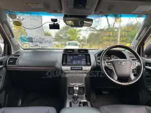Toyota Land Cruiser Prado 2.7 2023