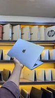 Apple MacBook Pro 2018 13" Intel Core i7 16GB RAM 256GB SSD - 1
