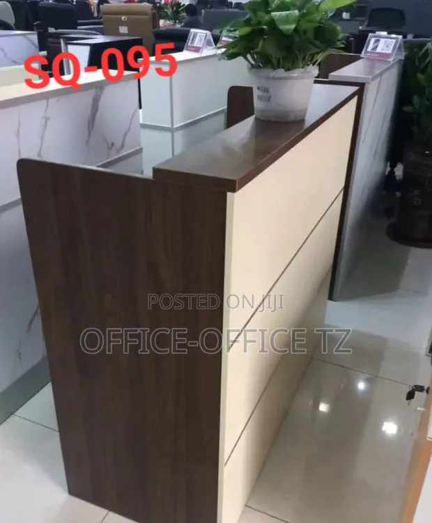 Reception Table 120cm - 1