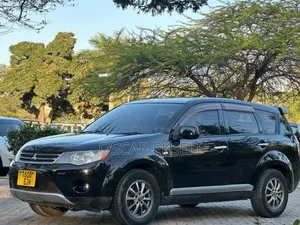 Mitsubishi Outlander 2009 Nyeusi