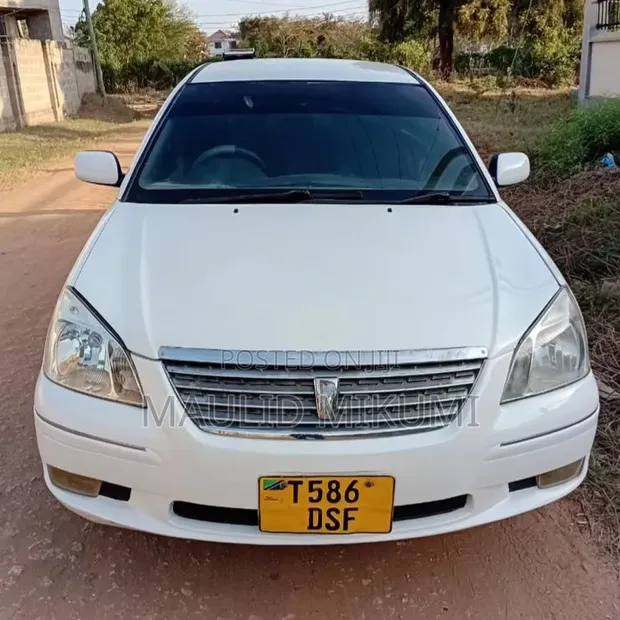 Toyota Premio 2004 - 1