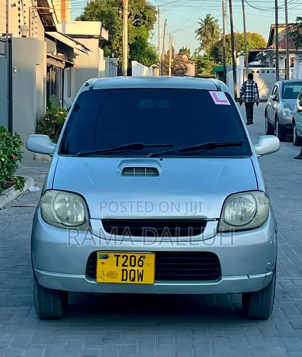 Suzuki Kei 2001 Silver - 1