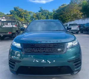 Land Rover Range Rover Velar 2025 Green