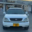 Toyota Harrier 2001 White - 1