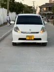 Toyota Passo 2004 Nyeupe - 1