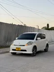 Toyota Passo 2004 Nyeupe - 3