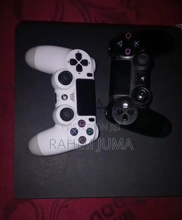 Used PS4 Slim Console - 1