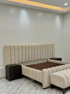 Kitanda cha Kisasa cha Mninga cha Kifahari