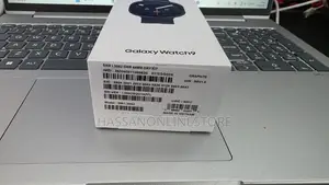 Samsung Galaxy Watch 9 44mm Smartwatch - Black