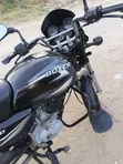 Bajaj Boxer 125 2026 Nyeusi - 4