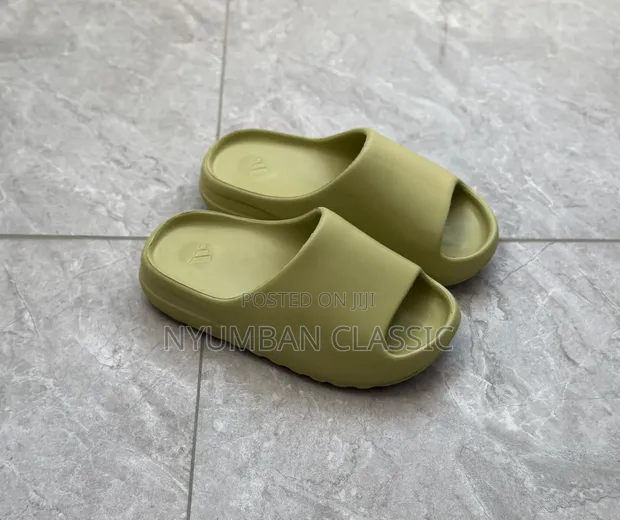 Crocs Zisizo na Kamba za Wanaume - 1