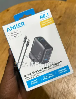 Anker 100W GaN Charger yenye Smart Display & Port 3
