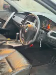 BMW 5 Series 2005 Bluu - 2