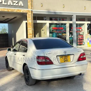 Toyota Brevis 2004 Nyeupe