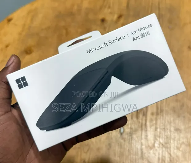 Microsoft Surface Arc Mouse (Wireless Bluetooth) - 1