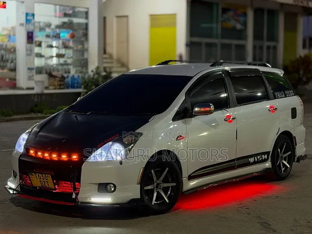 Toyota Wish 2007 - Nyeupe L Pear - 1