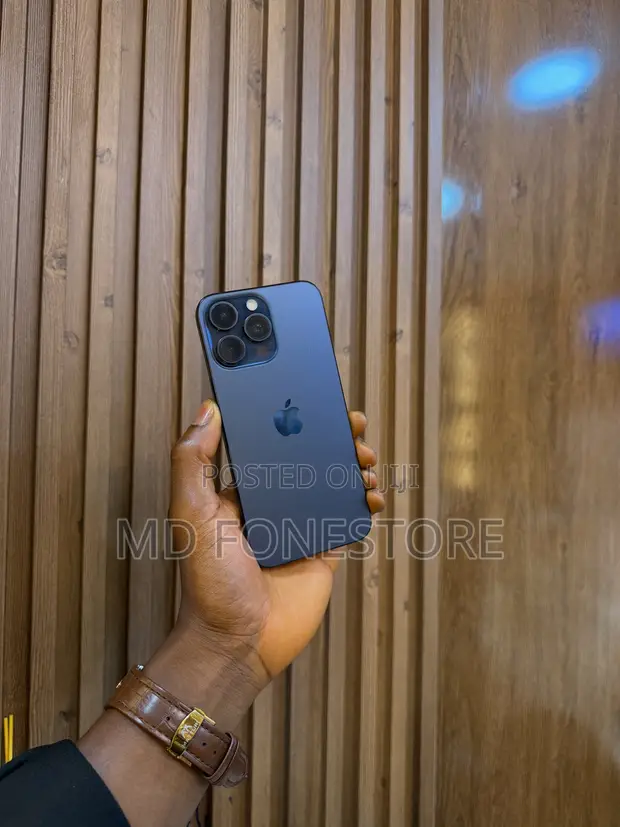 Apple iPhone 15 Pro Max 512GB Blue - 1