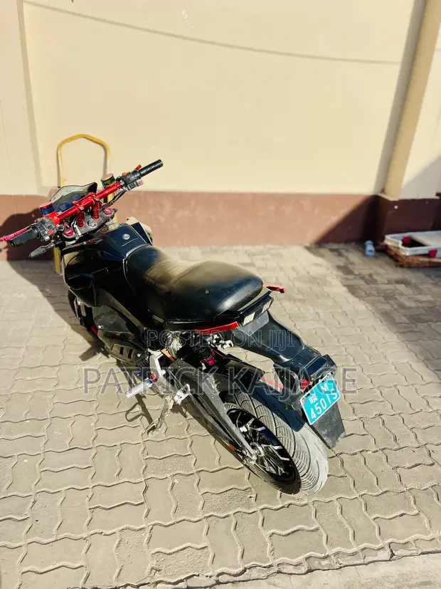 Baiskeli ya Umeme 2025 Nyeusi - 1