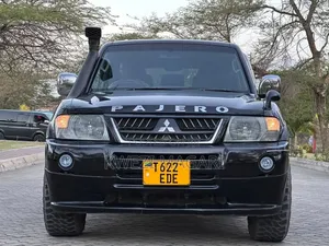 Mitsubishi Pajero Sport 2005 Nyeusi