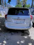 Toyota Vanguard 2012 White - 3