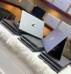 HP ZBook Firefly 14 G7 Laptop 16GB RAM 512GB SSD